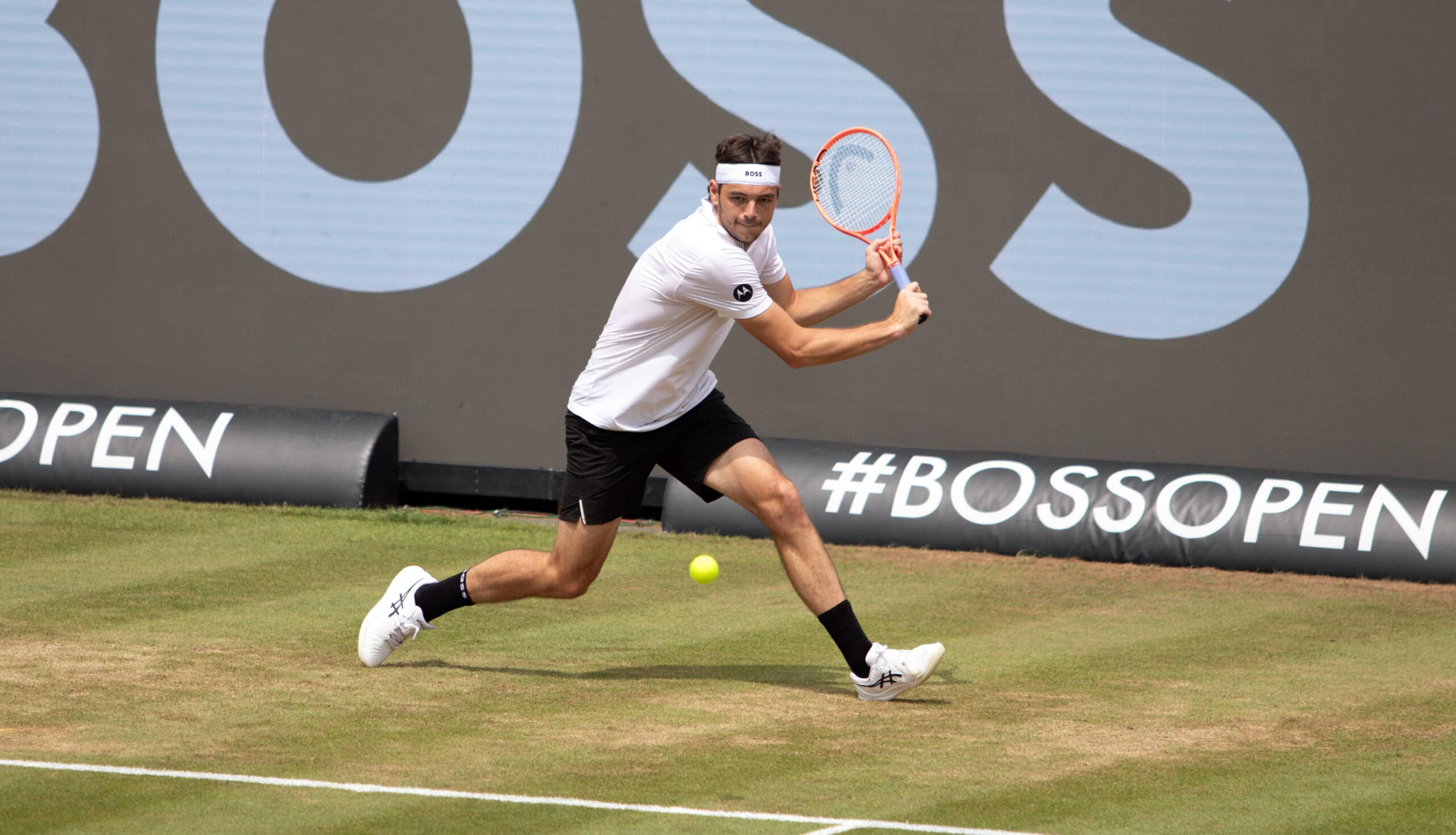 Jenkkitähti vei Stuttgartin ATP-turnauksen – kykeni hämmästyttävään temppuun