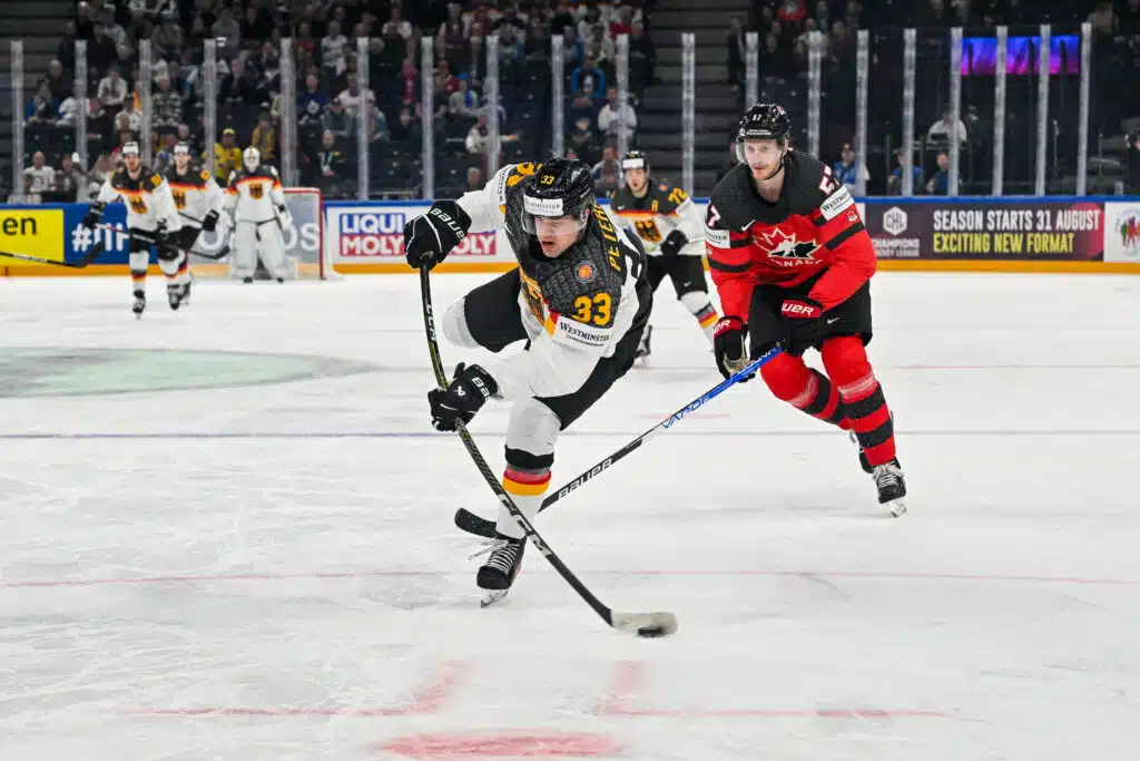 Kesän tähtihankinta riehui NHL-seuran kotiavauksessa