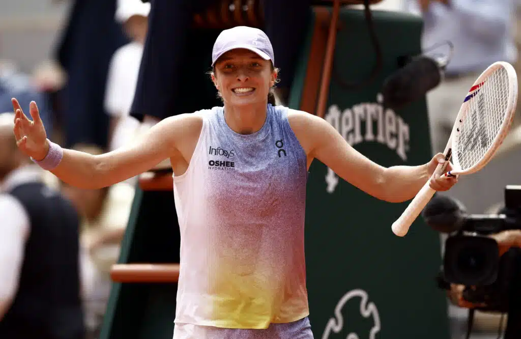 Vihdoinkin välieriin – Puolan tennistähti huimaan saavutukseen