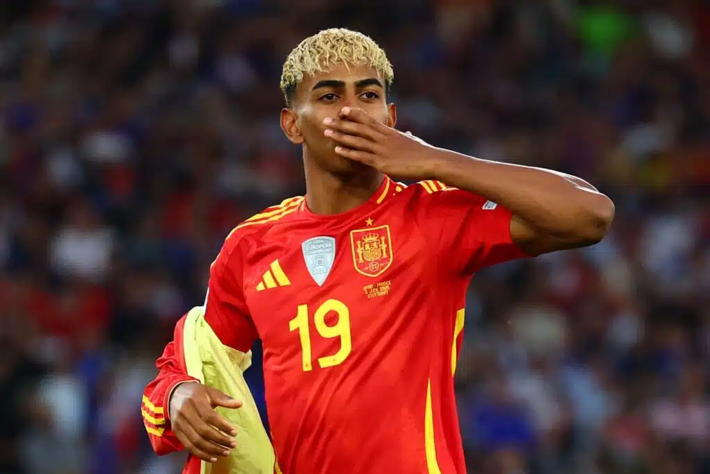 Barcelona ja Espanjan palloliitto ilmiriidassa – Lamine Yamal sivuun maajoukkueesta