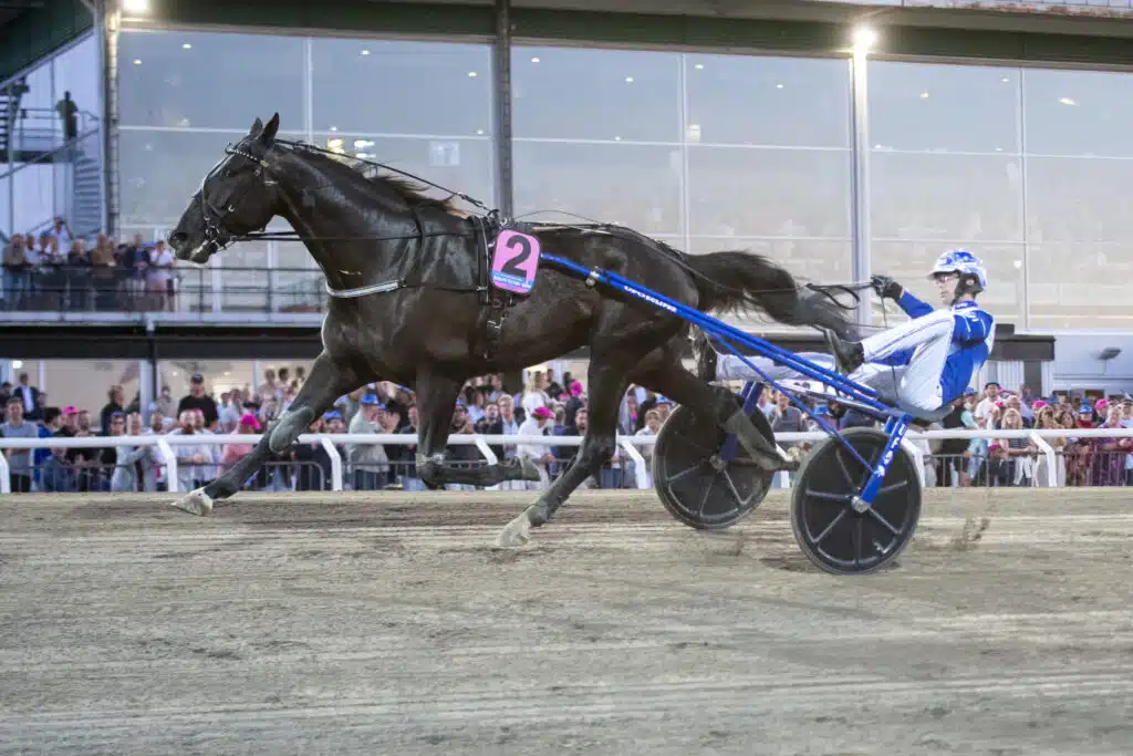 Ruotsalaistähdeltä mykistävä esitys Kouvolan Kymi Grand Prixissa