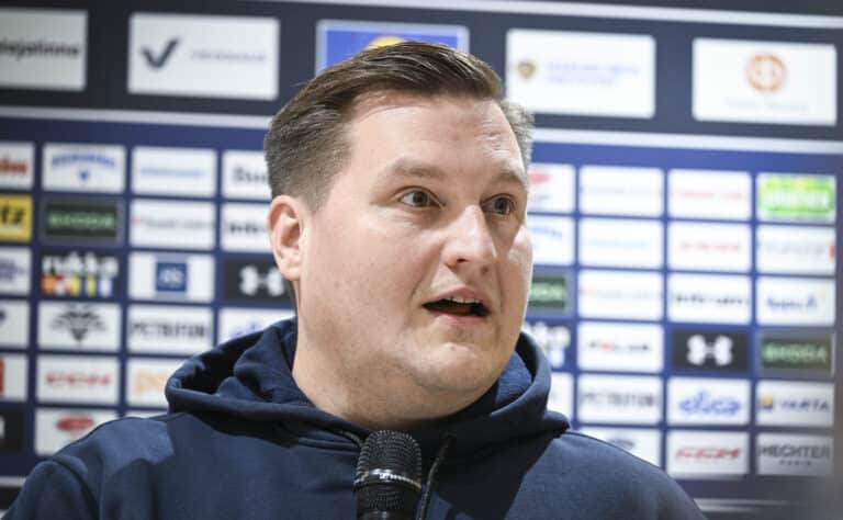 IS: Lauri Mikkola palaa Nuorista Leijonista Liigaan IS: Lauri Mikkola palaa Nuorista Leijonista Liigaan