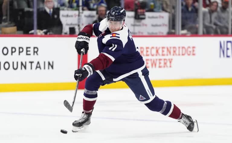 NHL-seura Colorado Avalanche iski tiskiin yli 20 miljoonan dollarin sopimuksen NHL-seura Colorado Avalanche iski tiskiin yli 20 miljoonan dollarin sopimuksen