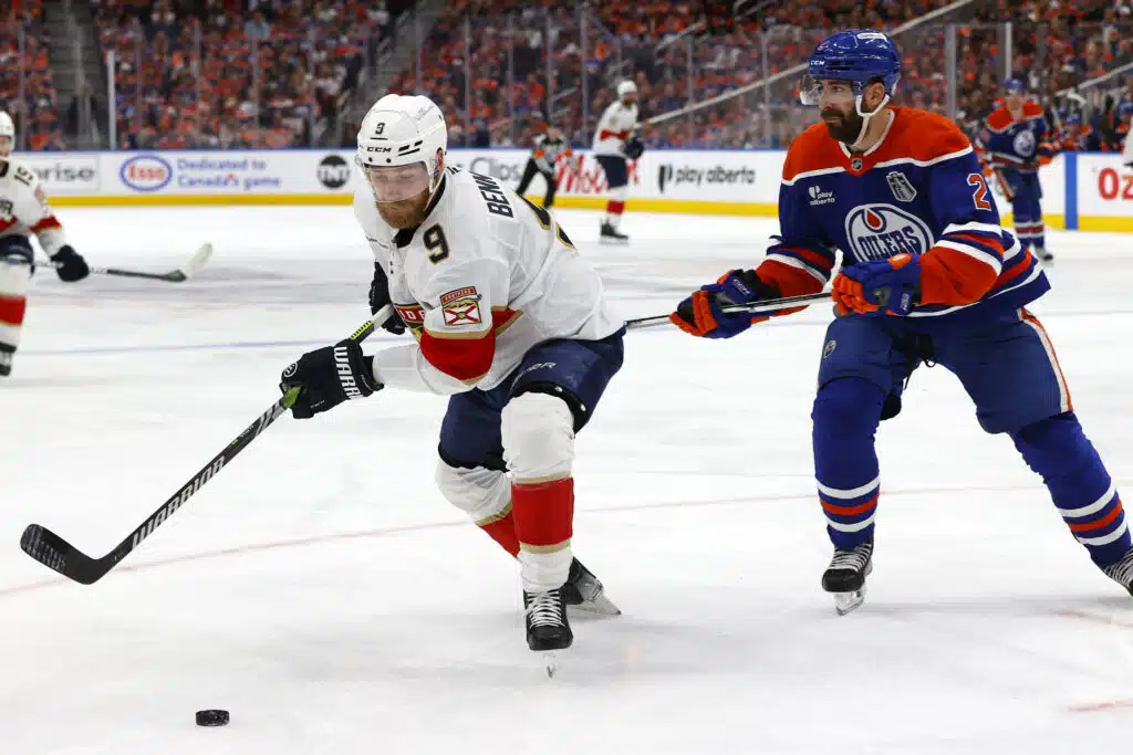 Lipsauttiko Floridan sankari yökerhossa salaisuuden?