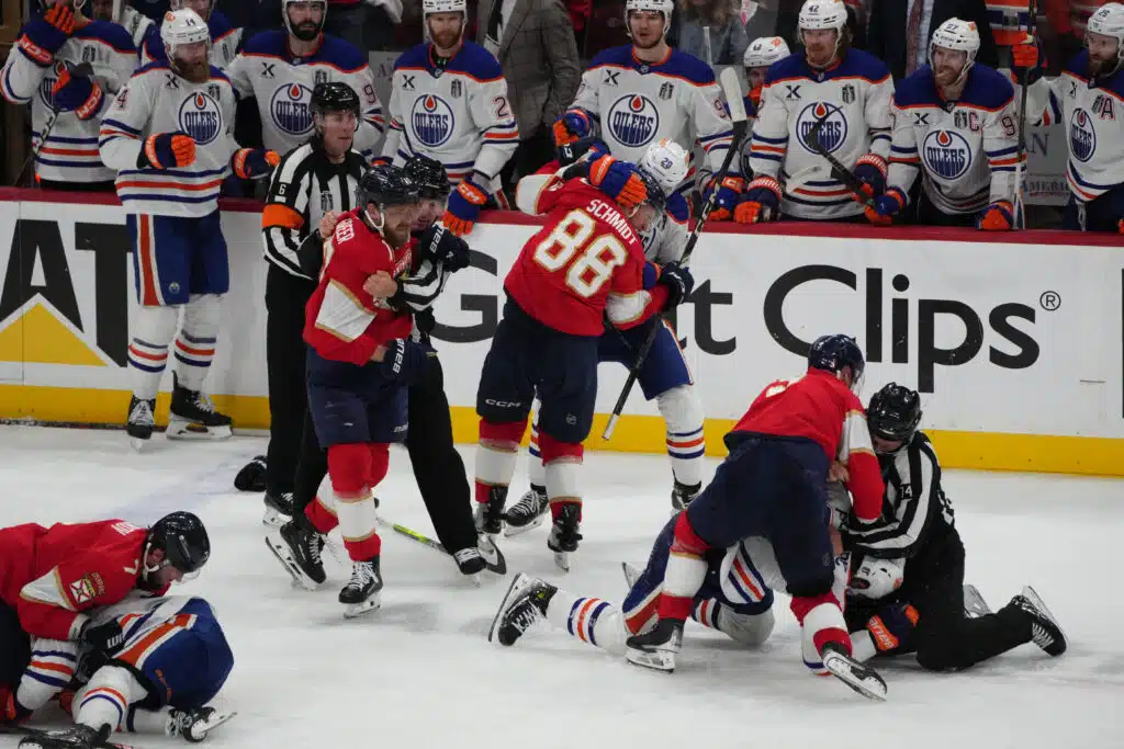 NHL jakoi sakkoja maanantain ottelun rähinöistä