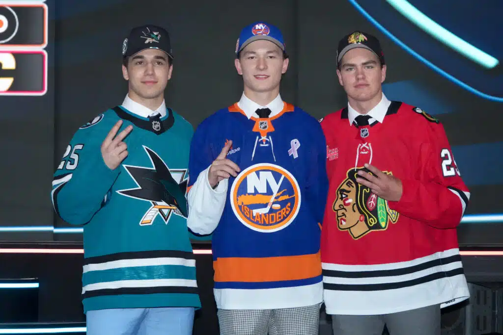 Jääkiekon superlupaukselle kovat mairittelut: ”Hän on lahjakas”