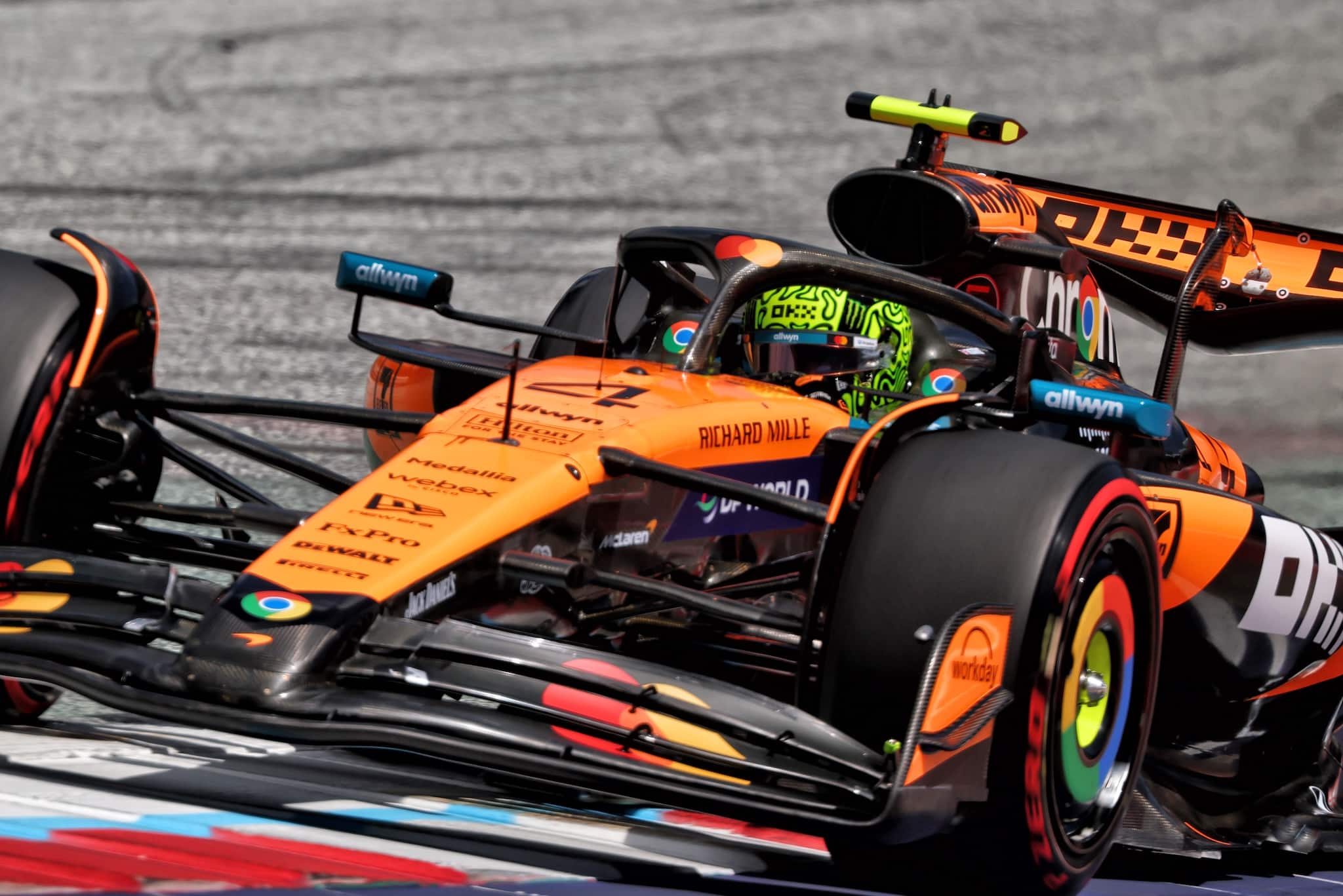McLaren-pomo teki selväksi, miksi talli ei voinut mitään Max Verstappenille