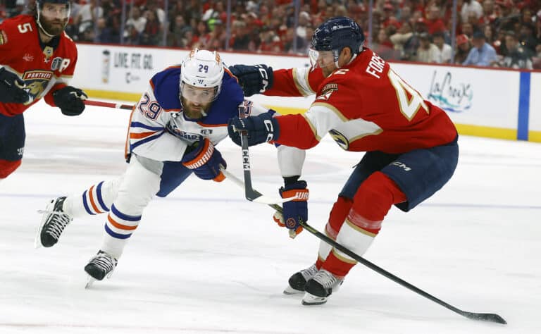 Stanley Cup -finaaleissa uskomatonta historiaa – ”Ensi kertaa yli kymmeneen vuoteen”