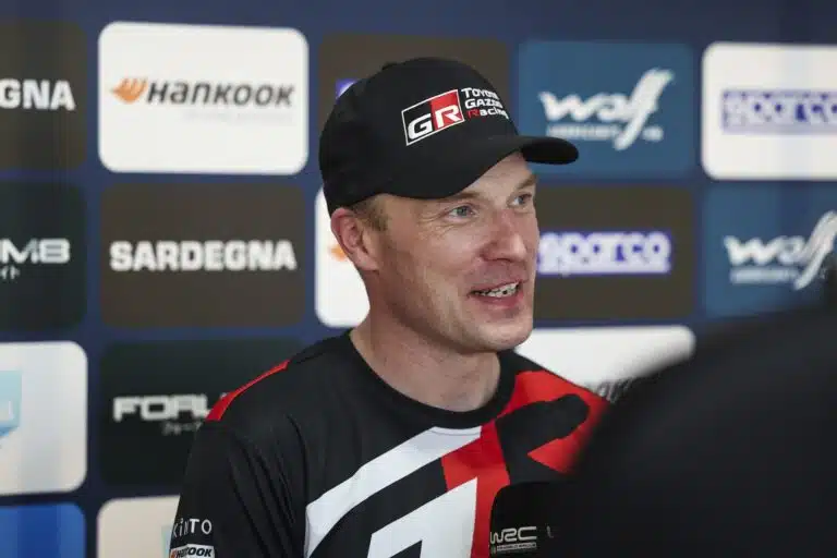 Jari-Matti Latvala teki ison peliliikkeen