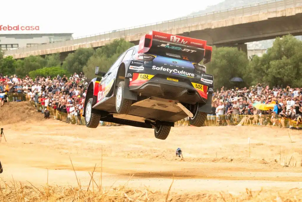 Rallin MM-sarjan tiimillä hirvittävä päivä – nyt puhuu tallipomo