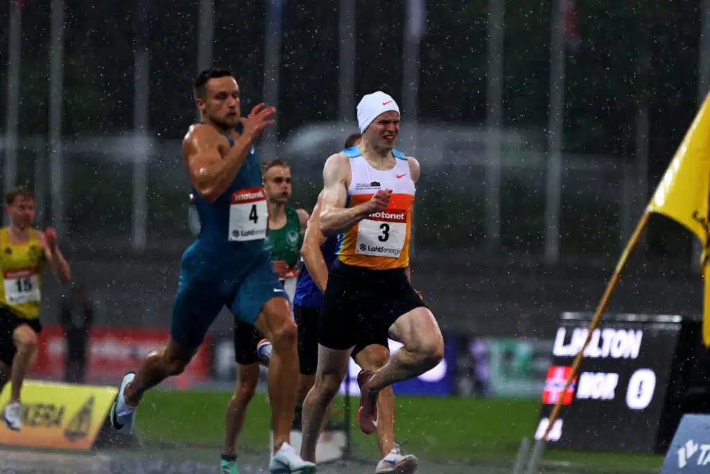 Miesten satasella tärähti hirmuaika