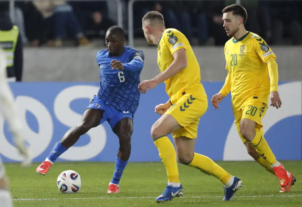 Turkin huippuseurat Huuhkaja-tähden perässä