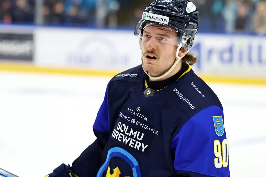 Kiekko-Espoon hyökkääjä ensimmäistä kertaa ulkomaille