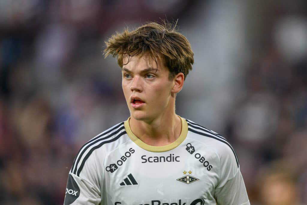 Manchester City hankki norjalaisteinin 15 miljoonalla eurolla Manchester City hankki norjalaisteinin 15 miljoonalla eurolla