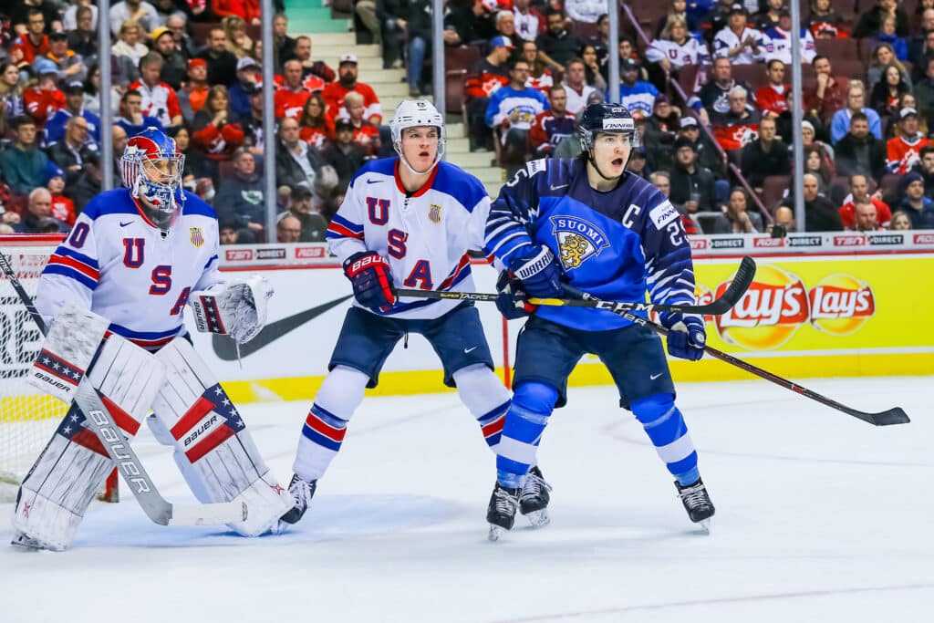 Nuorten Leijonien MM-kultasankari palaa vihdoin kaukaloon Nuorten Leijonien MM-kultasankari palaa vihdoin kaukaloon