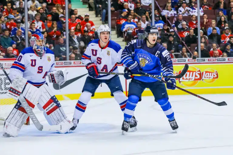 Nuorten Leijonien MM-kultasankari palaa vihdoin kaukaloon