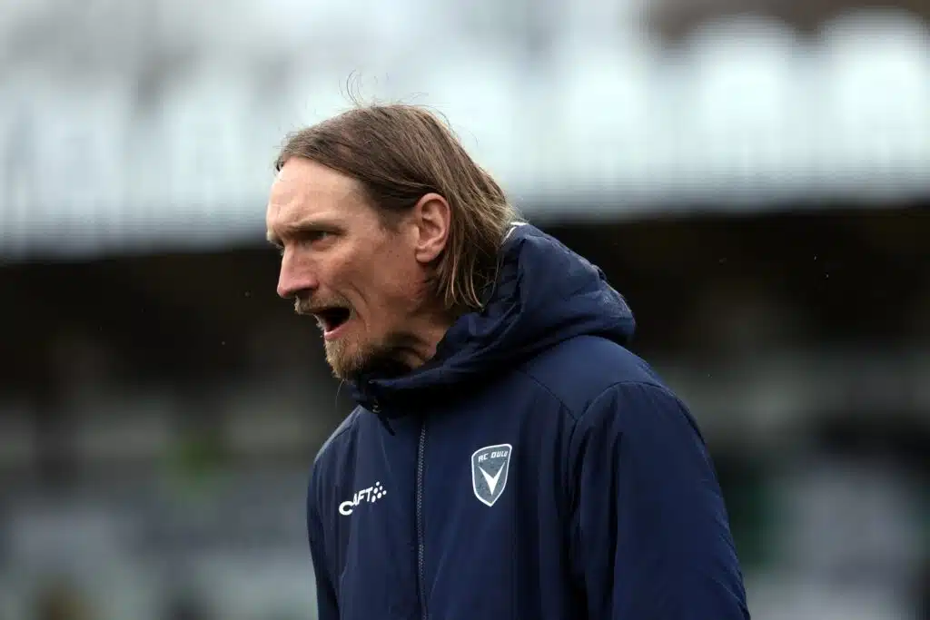 Veikkausliigan surkimus otti kauden isoimman voittonsa – päävalmentaja kehui viime hetkien sankaria