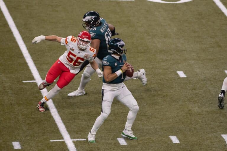 NFL-tähdelle koitti tilipäivä – 93 miljoonan dollarin sopimus