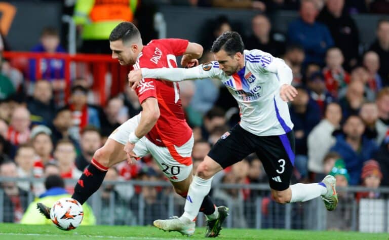 Real Madrid juonii yllättävää pelaajahankintaa Real Madrid juonii yllättävää pelaajahankintaa