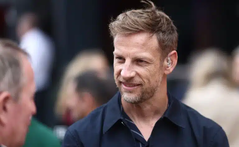 F1-talli palkkasi maailmanmestarin