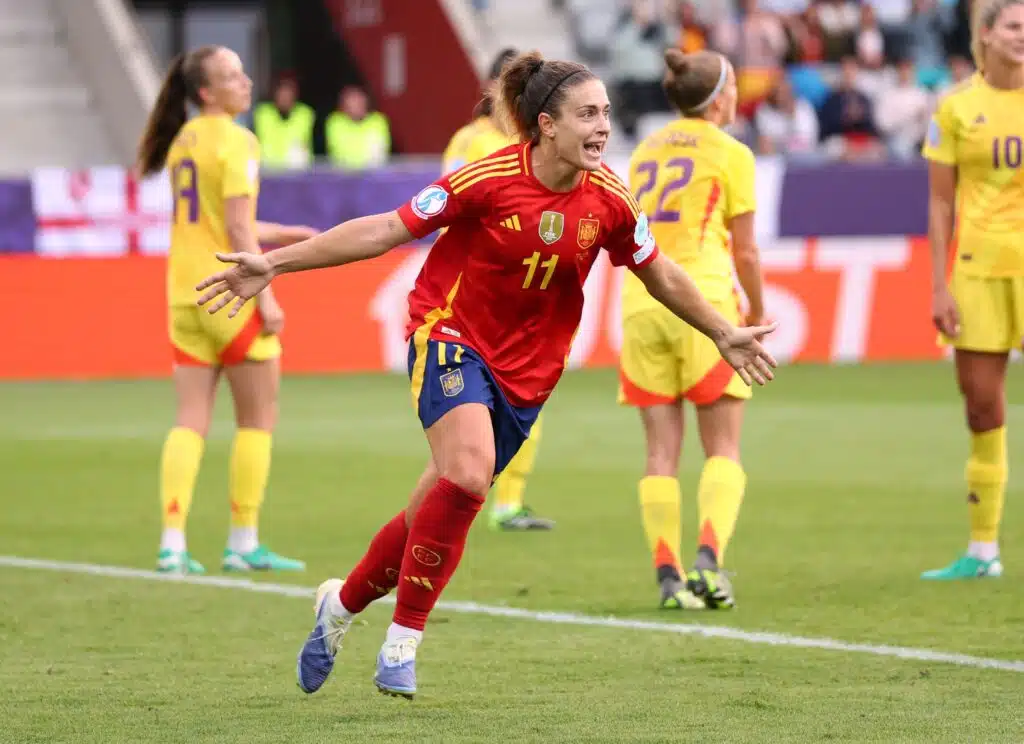 Naisten EM-kisoissa jättimäiset maalijuhlat – Belgia hyytyi suurmaan käsittelyssä