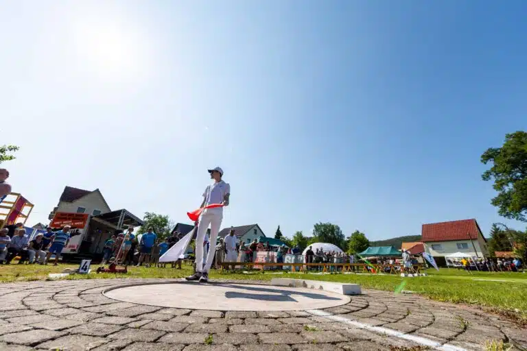 Näin paljon olympiauimari Matti Mattsson työnsi kuulaa