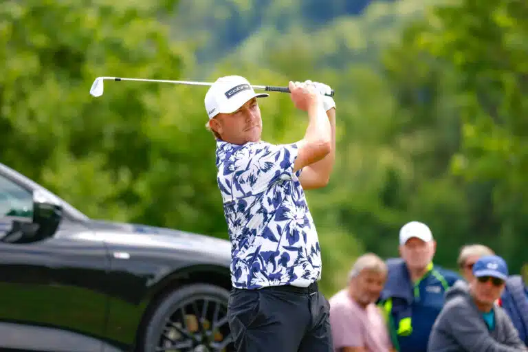 Golftähti Oliver Lindell lähellä voittoa – hurja palkintopotti