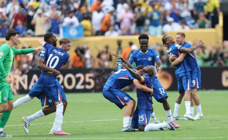 Jalkapallojätti Chelsean ankaraa rangaistusta pidetään jo todennäköisenä Jalkapallojätti Chelsean ankaraa rangaistusta pidetään jo todennäköisenä