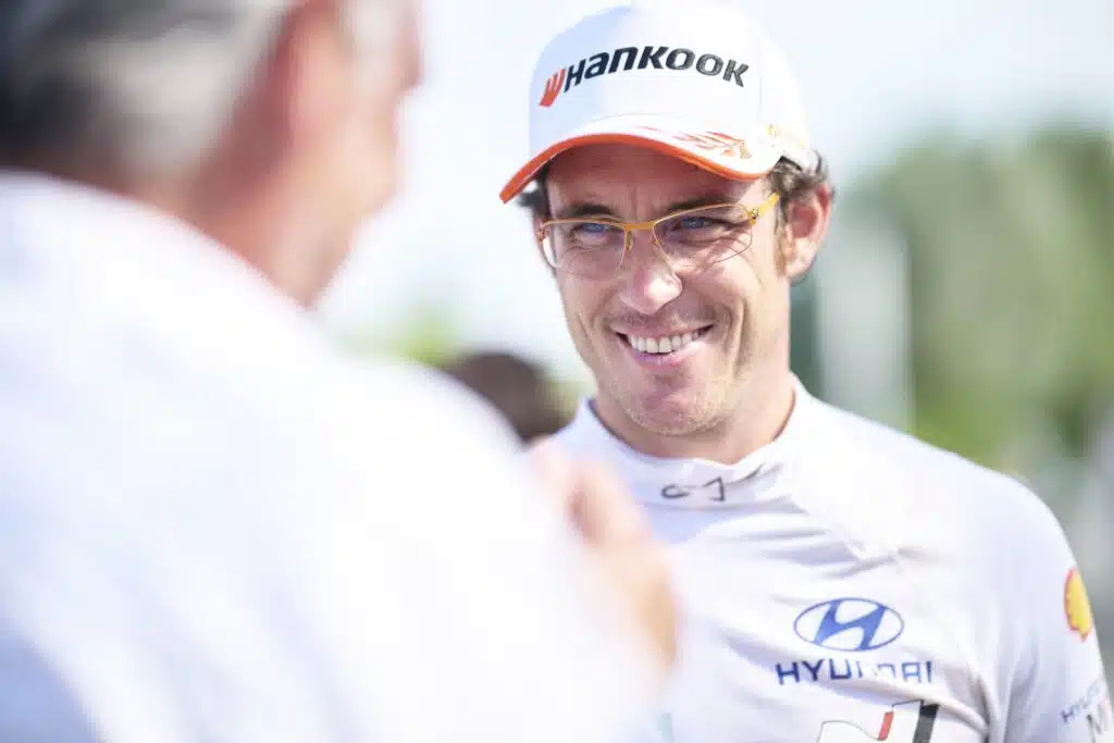 EK9: Thierry Neuville laittaa nyt kunnolla kampoihin Kalle Rovanperälle