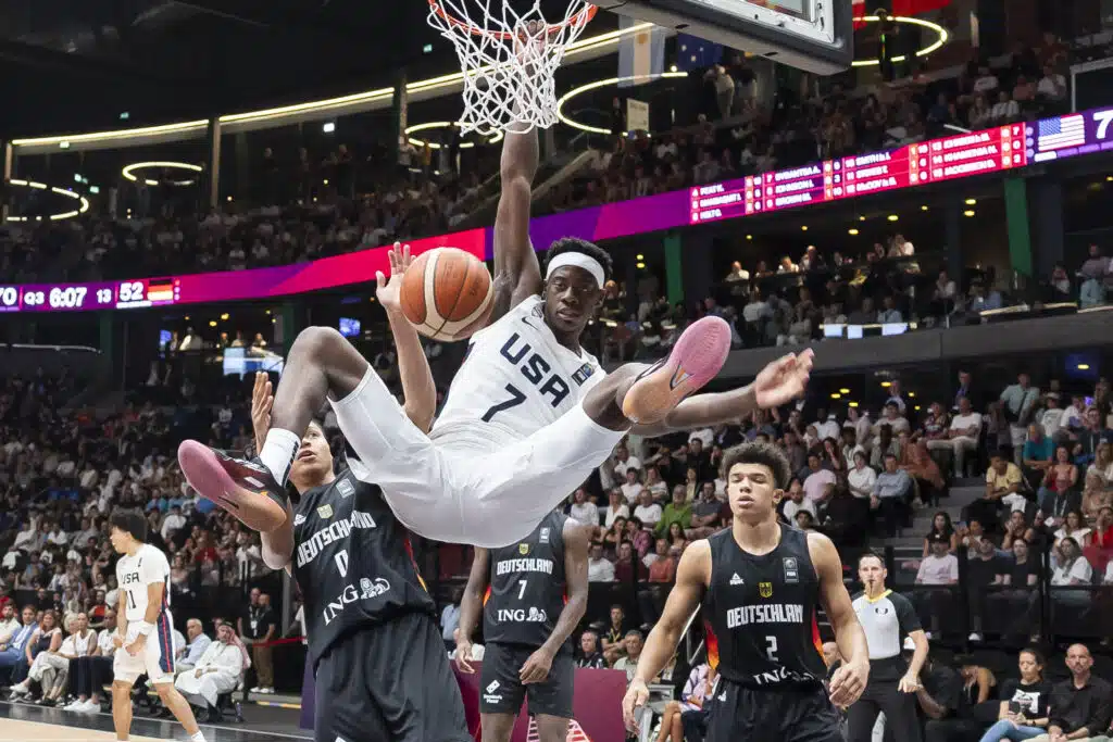 USA voitti koripallon MM-kultaa murskaavasti