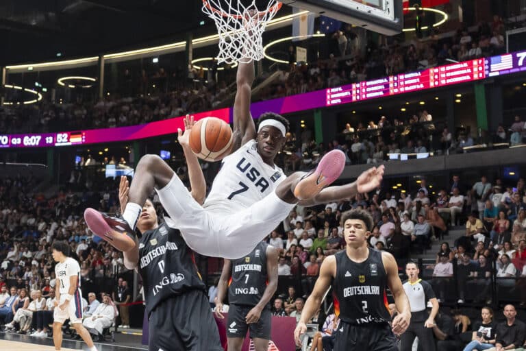 USA voitti koripallon MM-kultaa murskaavasti