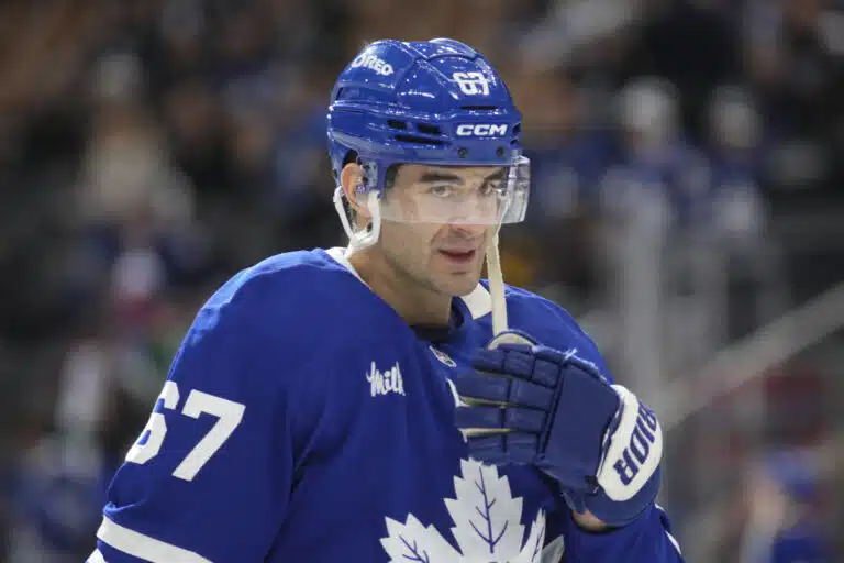 Yli 1000 NHL-ottelun legenda lopettaa uransa