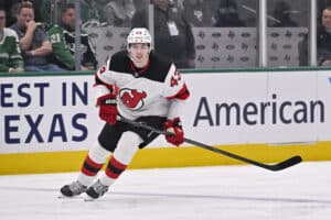 Märkä rätti NHL-seuran kasvoille – ykköspakin tilanne järkyttää