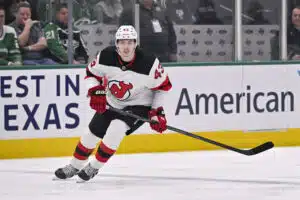 Märkä rätti NHL-seuran kasvoille – ykköspakin tilanne järkyttää