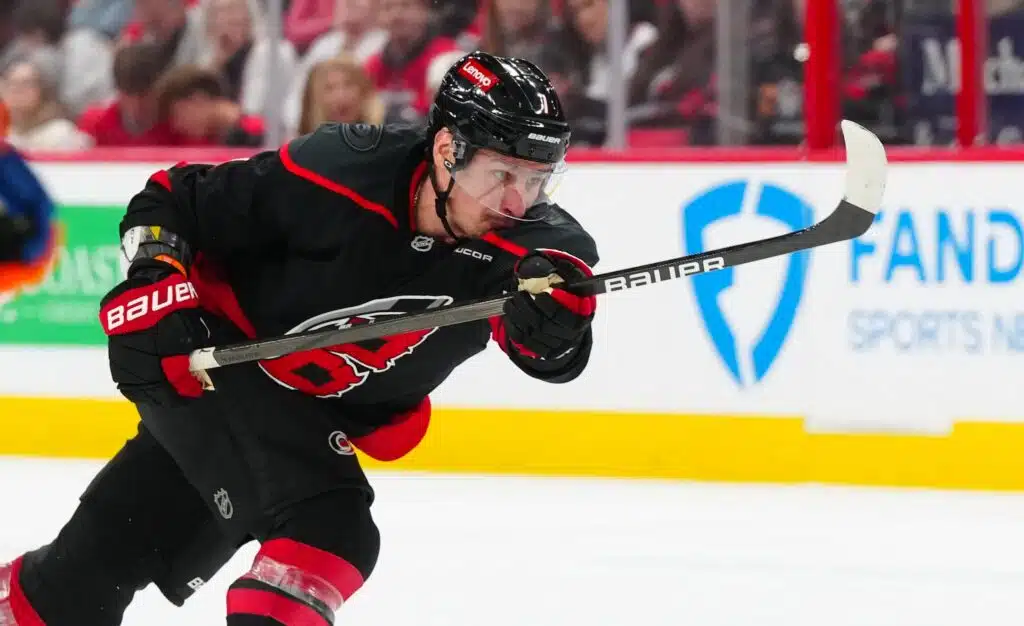 Stanley Cup-voittaja siirtyy NHL-surkimuksen riveihin 13 miljoonan dollarin sopimuksella