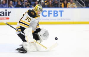 Leijona-vahti joutui kiekkosateeseen NHL:ssä – Coloradon tähti ylsi harvinaiseen temppuun