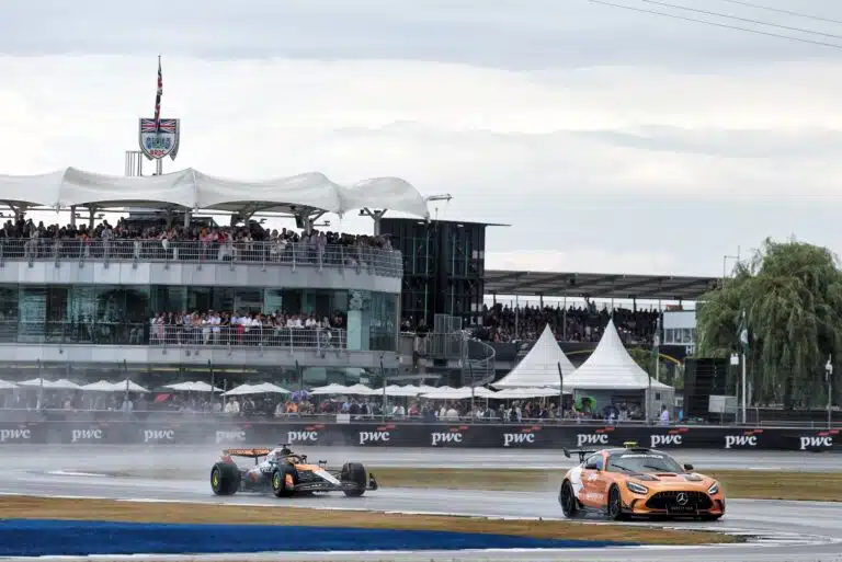 Dramaattinen F1-kisa tarjosi jättimäisen yllätyksen