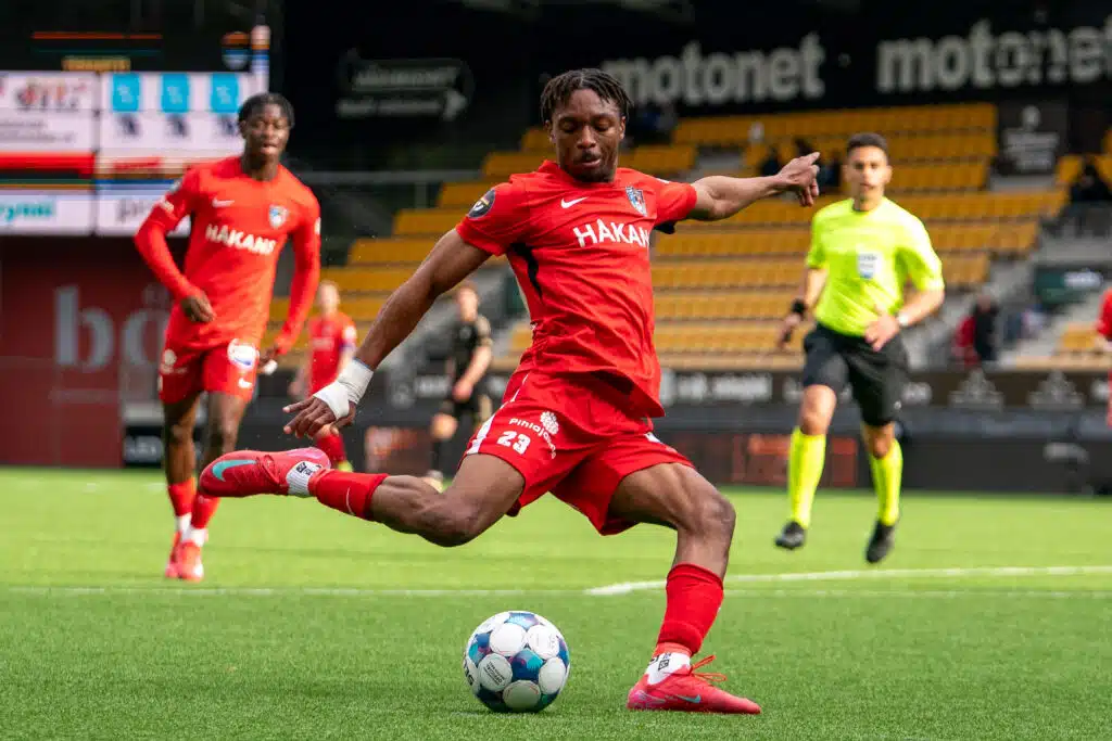 FC Interille pistemenetys – KTP venyi tasapeliin