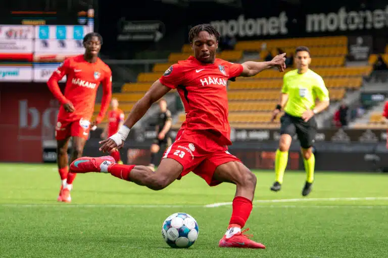 FC Interille pistemenetys – KTP venyi tasapeliin