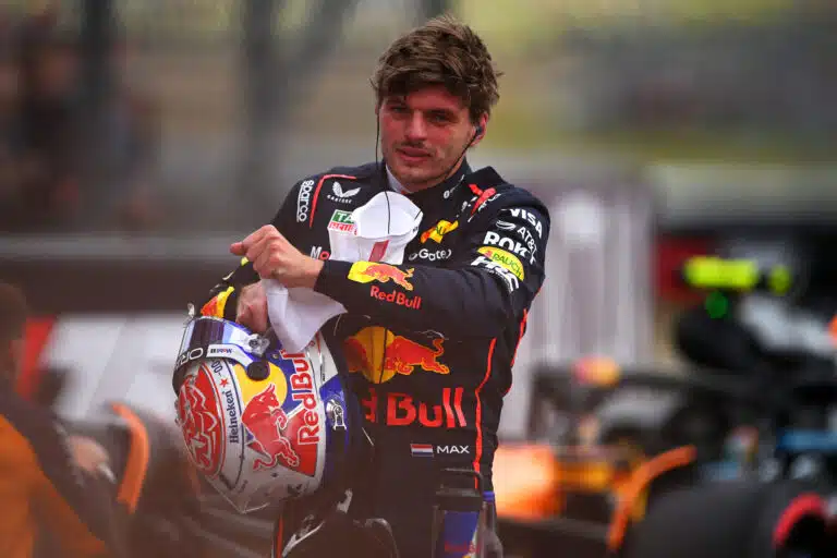 Max Verstappenin uudelle tallikaverille tehtiin asiat selväksi – tyly vaatimus