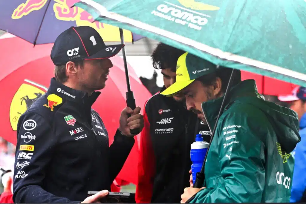 Nämä kaksi F1-kuskia pyyhkivät tallikavereillaan pöytää