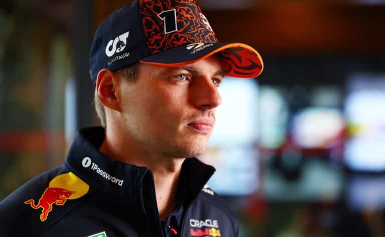 Asiantuntija: Max Verstappen lähettänyt yksityisesti viestejä Christian Hornerille – niiden sisältö on selvä