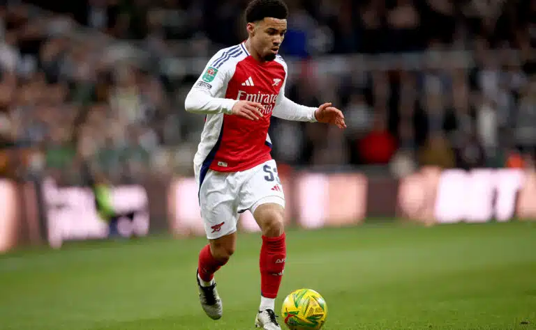 Arsenalin pelaaja siirtymässä lainalle toiseen Valioliigaseuraan