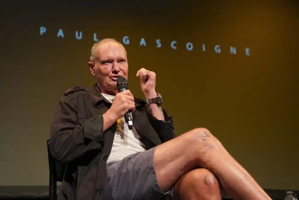 Englantilaislegenda Paul Gascoigne tehohoidossa