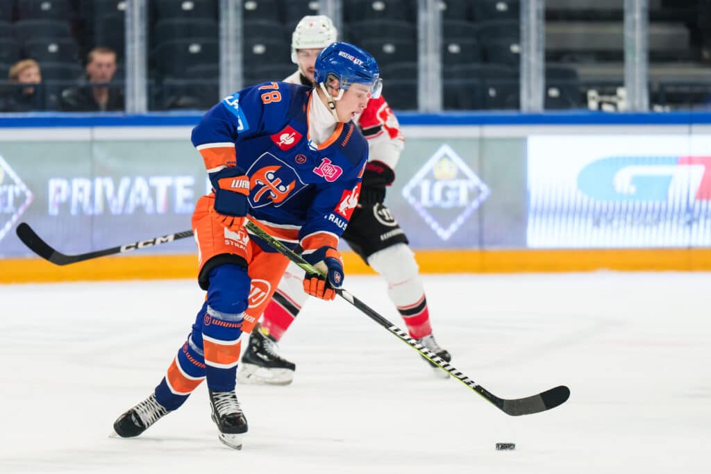 Tappara löi pöytään jatkosopimuksen kesken ottelun