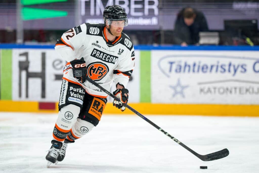 SM-liigaseura menetti valtavasti kokemusta