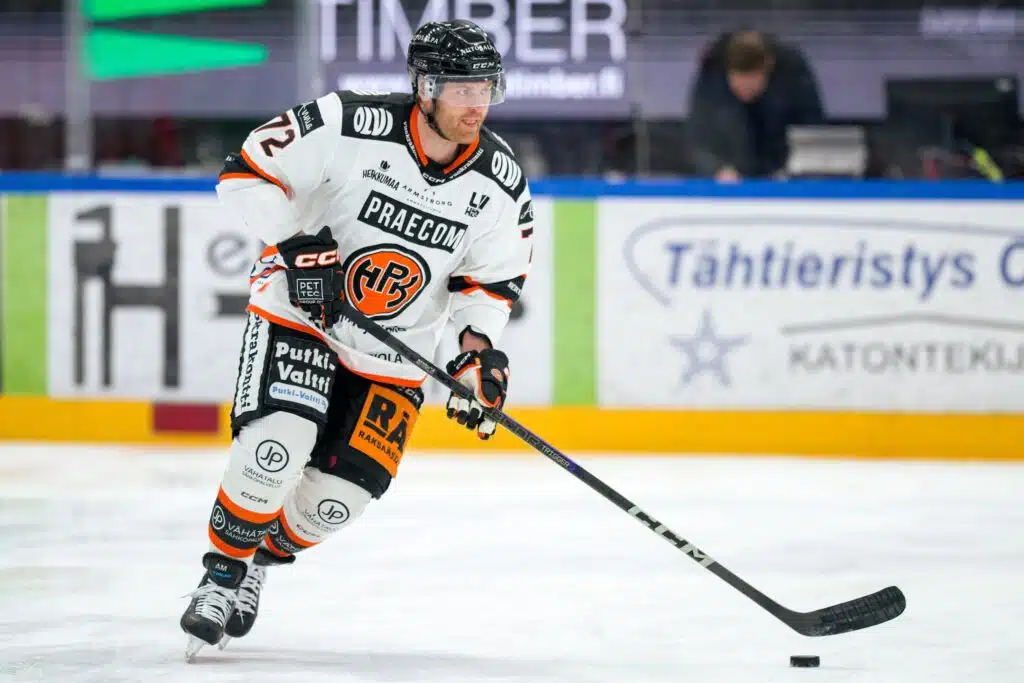 SM-liigaseura menetti valtavasti kokemusta