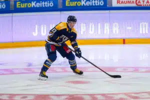 Liigan supertähti avautui Atleetille: ”Eihän tää mitään leikkiä ole”