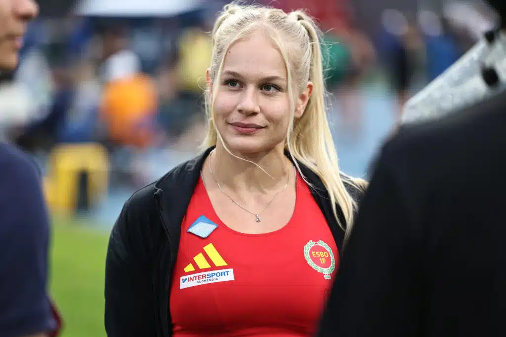 Saga Andersson tarraa Tokion koneeseen – ”Tää teki hyvää”