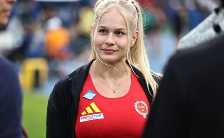 Saga Andersson tarraa Tokion koneeseen – ”Tää teki hyvää”